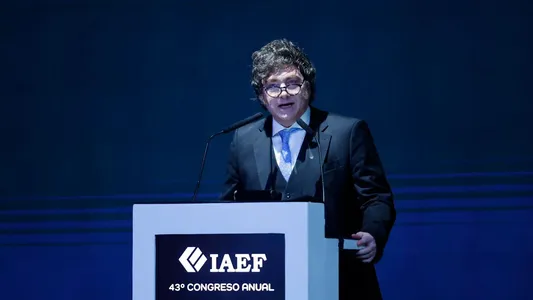 Milei apuntó contra kirchnerismo y anticipó una victoria electoral: En octubre del año que viene los vamos a pasar por arriba