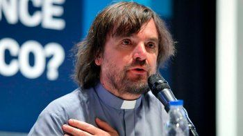 Padre Pepe di Paola: Este momento se parece a lo previo del 2001