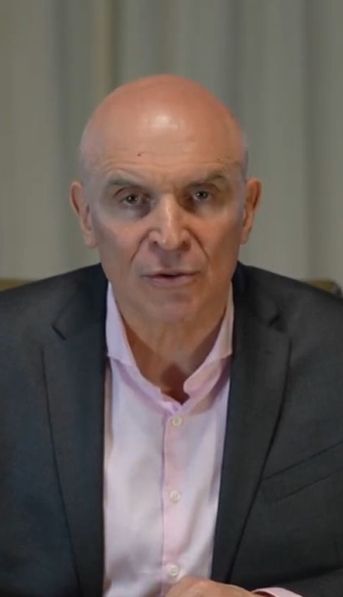 José Luis Espert se quebró al hablar de las acusaciones y aseguró que Milei no le pidió la renuncia
