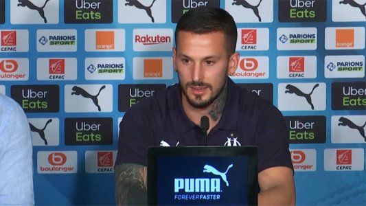 El Pipa Benedetto fue presentado oficialmente en el Olympique de Marsella: Es parecido a Boca por la pasión