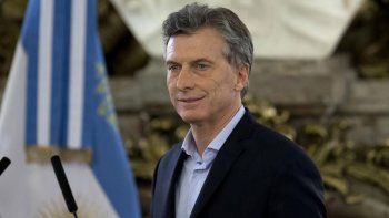 Macri se hizo un chequeo médico de rutina y voló a Bahía Blanca para inaugurar un parque eólico