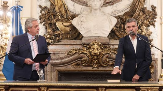 Planes sociales: El Gobierno lanza un call center para transparentarlos y evitar abusos