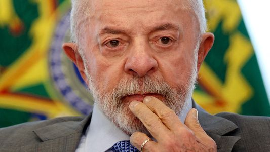 Por qué Lula tuvo que comenzar un tratamiento contra el cáncer en plena carrera por la reelección