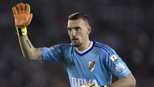 River renovó el contrato de Armani y subió la cláusula de rescisión