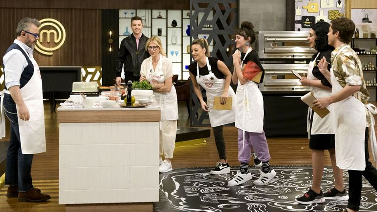 La accidentada noche de pizzas de Cande Vetrano en MasterChef Celebrity