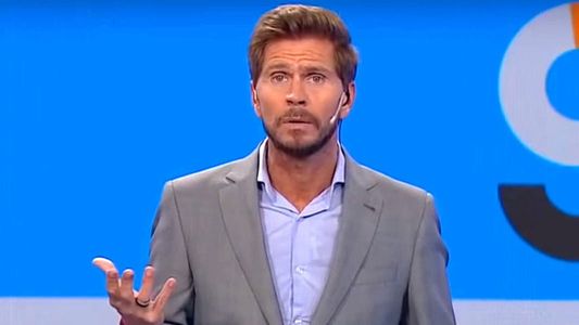 Se resolvió el misterio de la mano izquierda de El Pollo Vignolo: ¿tiene seis dedos?