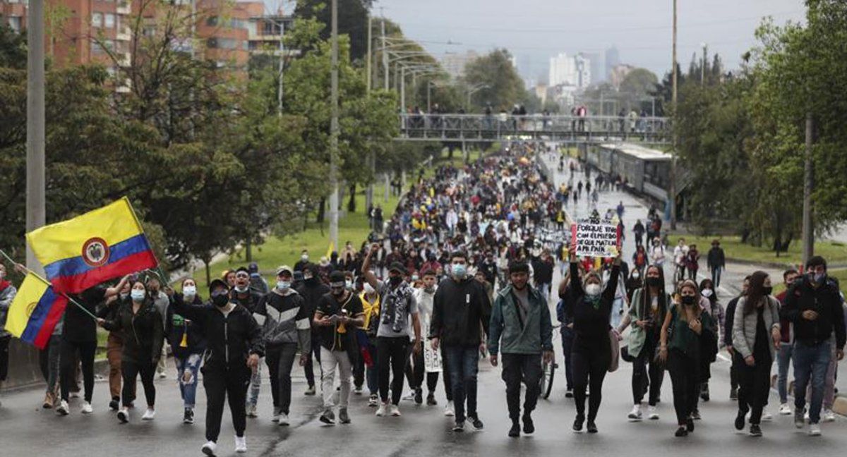 Desbordado por las protestas