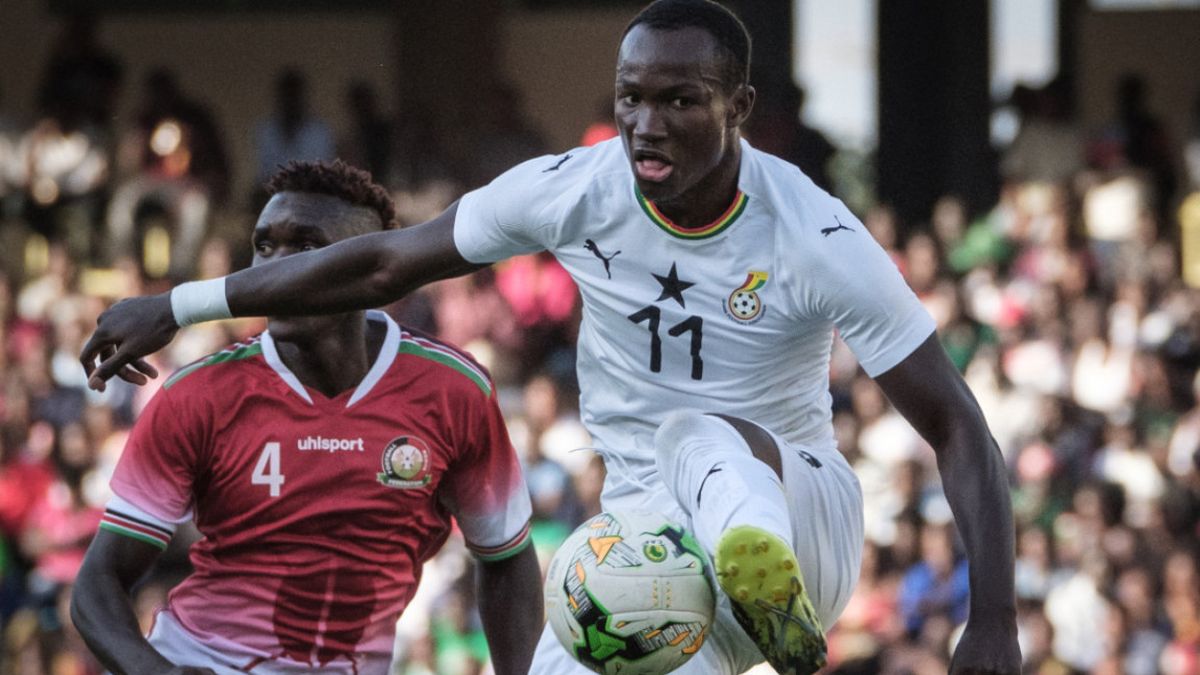 Le hab&iacute;an recomendado no jugar m&aacute;s al f&uacute;tbol. (Foto: EFE)
