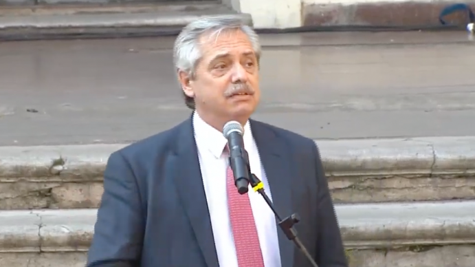 Alberto y su mensaje para la industria: Entre quienes especulan y quienes producen, estamos con los que producen