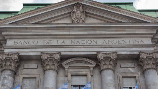 El Gobierno pide financiamiento a la Anses y el Nación para pagar deuda