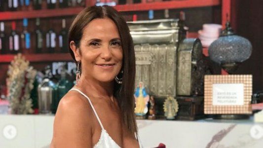 A los 54 años María Fernanda Callejón se animó una bikini colaless