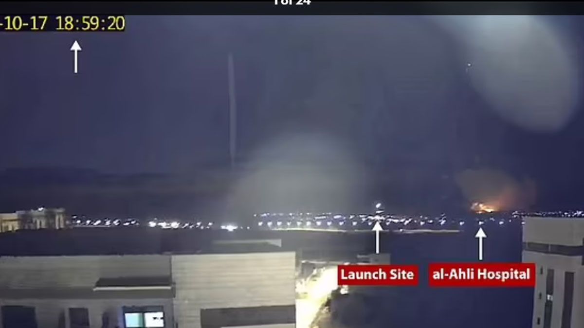 El video que muestra la posible trayectoria del misil que destruyó el hospital de Gaza (Foto: captura de TV).