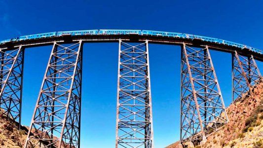 El Tren de las Nubes fue elegido como uno de los mejores viajes ferroviarios del mundo