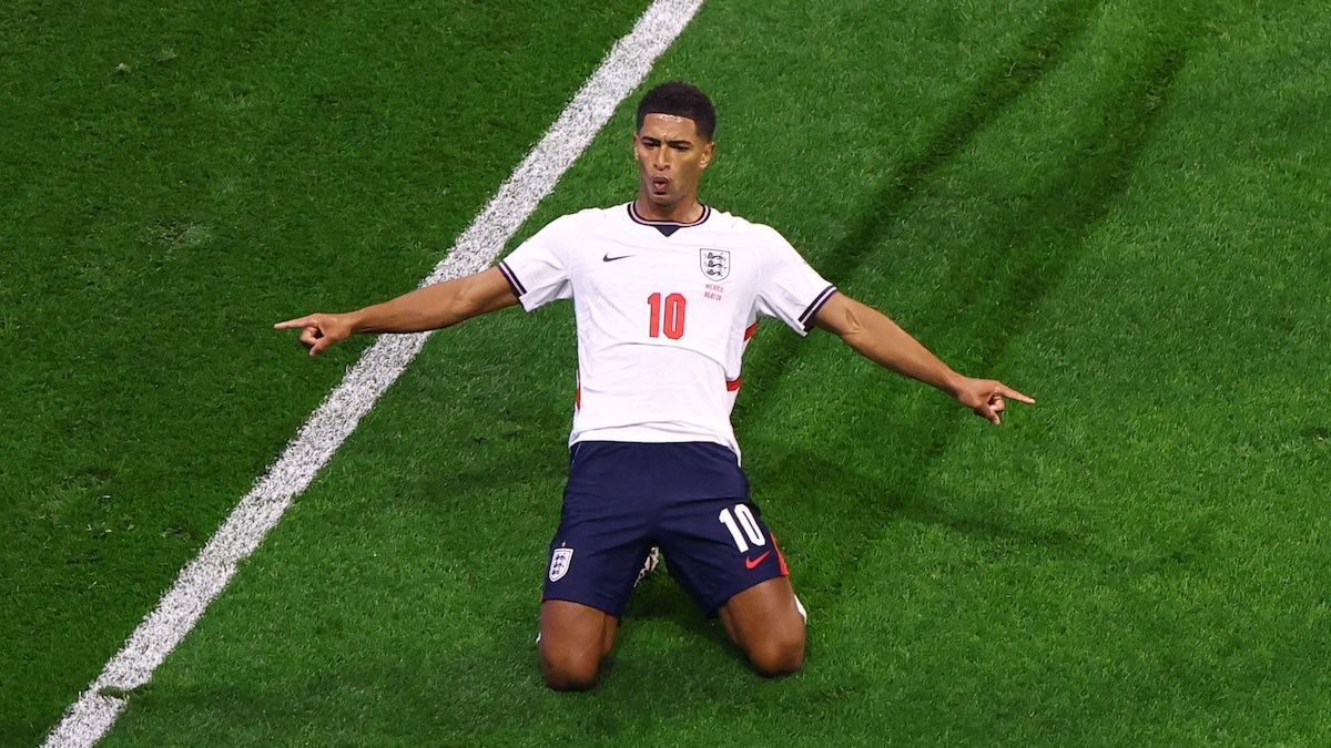 Jude Bellingham hizo dos goles y fue la gran figura de la etapa inicial (Foto: Reuters).