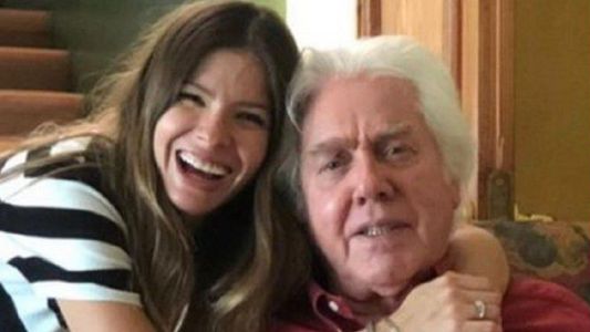 La China Suárez recordó al papá de Benjamín Vicuña: Besos al cielo