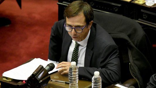 El diputado del PRO Lipovetzky cruzó a Michetti: “El debate es ampliar el derecho de la mujer, no limitarlo”