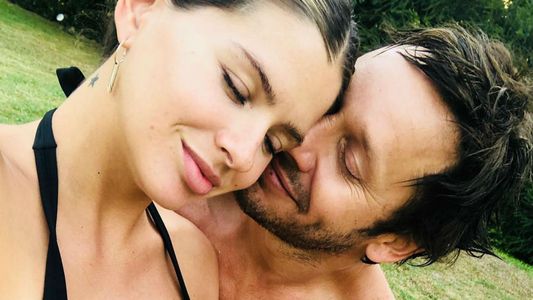 La China Suárez y Vicuña, junto a Magnolia, dejaron la clínica con el alta médica