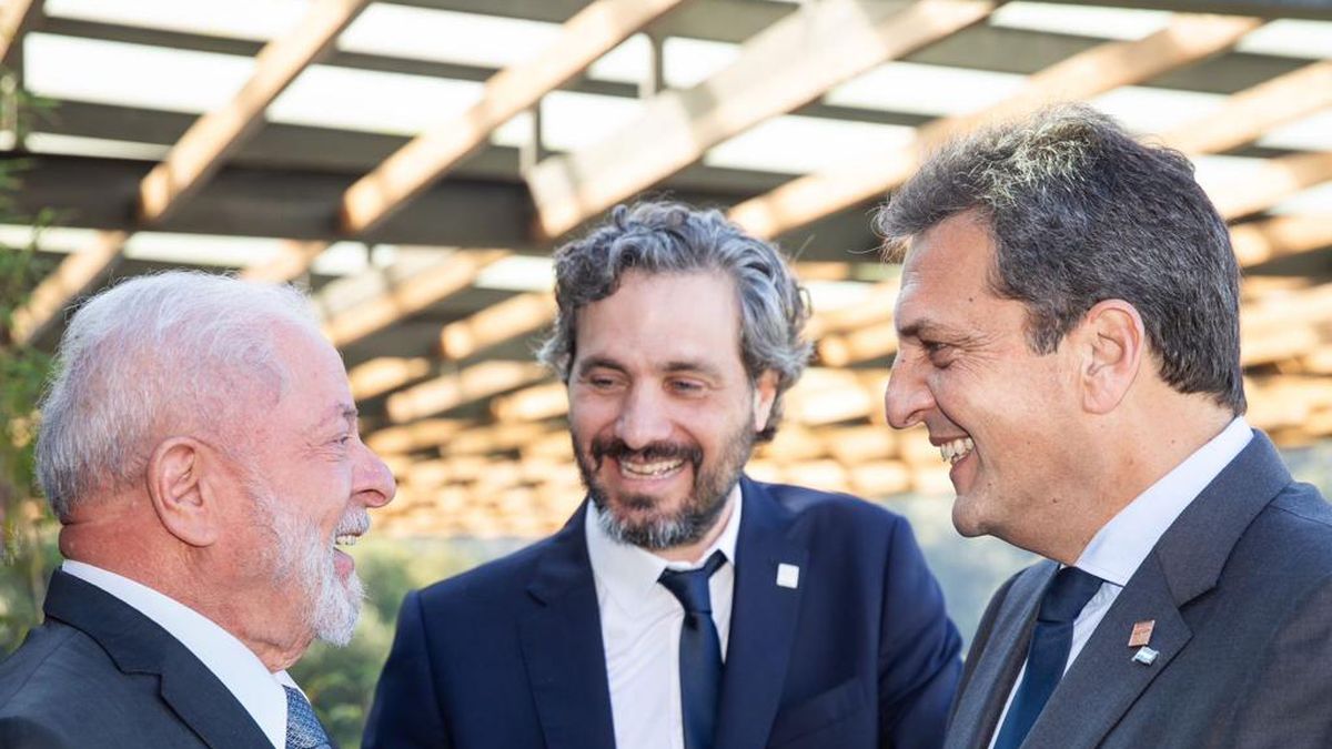 El Presidente de Brasil Lula da Silva  junto al canciller Santiago Cafiero y El ministro de Economía y precandidato a presidente, Sergio Massa (Foto: Telam) 