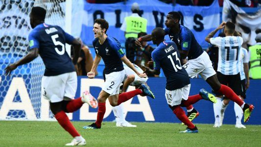 El zapatazo de Pavard que le dio el empate a Francia