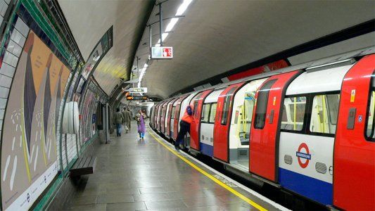 La red de Transportes de Londres se quiere hacer cargo de los subtes de Buenos Aires