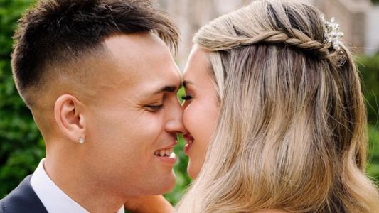 Nació Theo, el hijo de Lautaro Martínez y Agustina Gandolfo: la primera foto del bebé