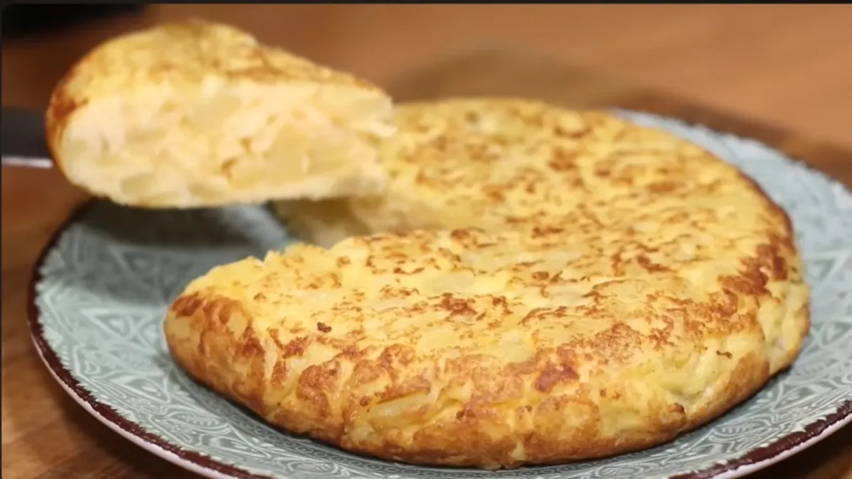 Hacer una tortilla de papas suele demandar tiempo y precisión