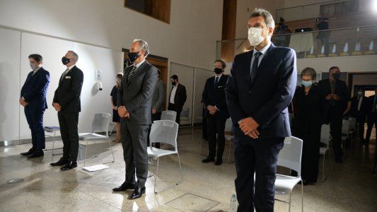 Con presencia de dirigentes políticos de todos los sectores, se conmemoró un nuevo Día del Holocausto