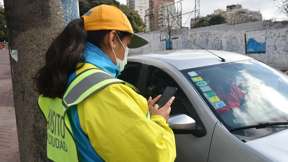 El sistema scoring entró en vigencia en todo el país y descuenta puntos por infracciones (Foto: Telam).