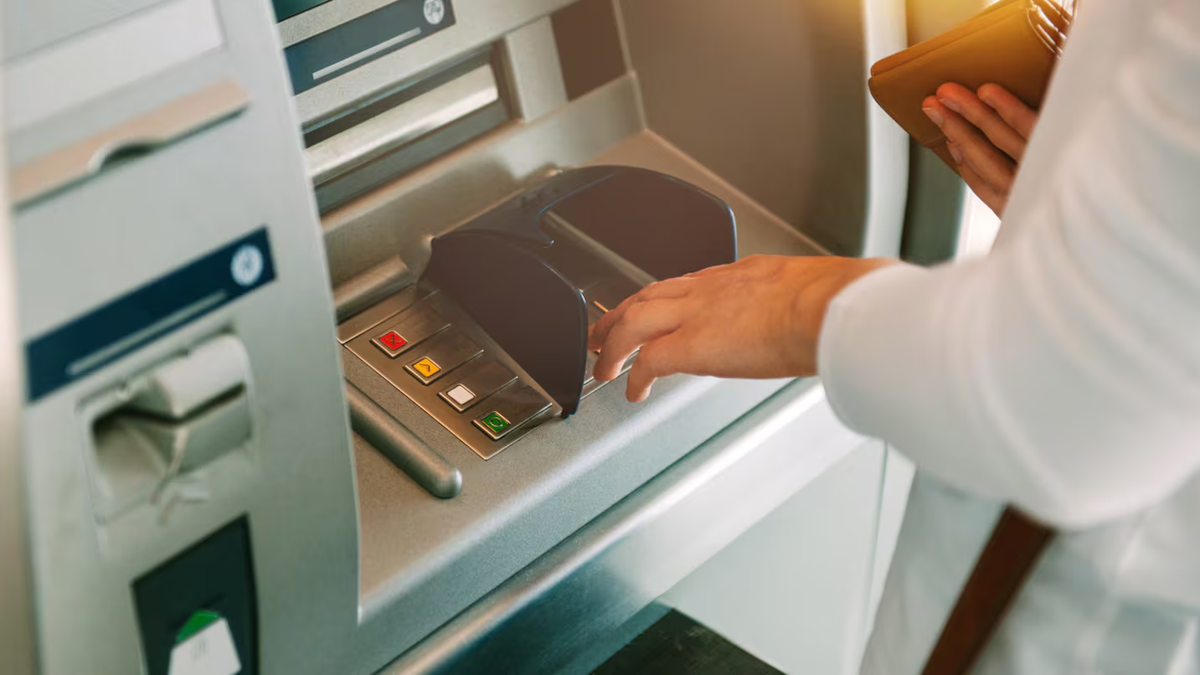 ATENCIÓN Cajeros automáticos: por qué no se recomienda imprimir los comprobantes