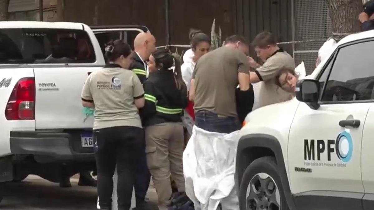 Los peritos buscan esclarecer el femicidio de la adolescente en Córdoba. (Foto: captura A24)
