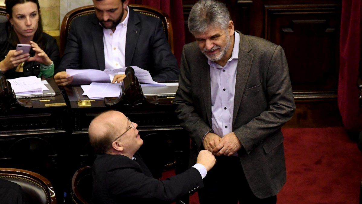 El contrapunto entre el oficialismo y la oposición por los disturbios en las afueras del Congreso