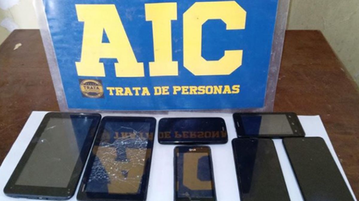 Acusan en Rosario a un hombre y una mujer de 62 años por abusar de su nieto.