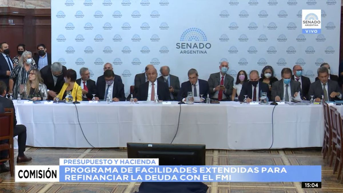 Acuerdo con el FMI: empezó la reunión de Comisión de Presupuesto y Haciendo en el Senado. (Foto: captura Senado TV)