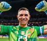 ¿El mejor del mundo? Nominaron al Dibu Martínez a un premio que podría consagrarlo definitivamente