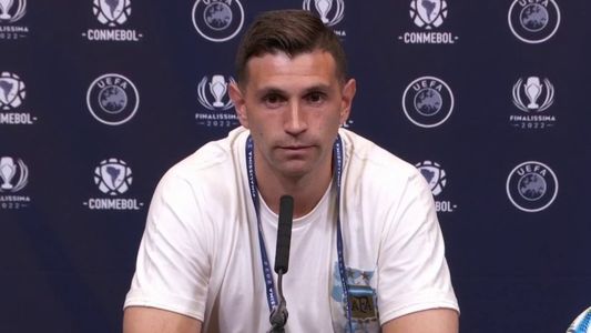 La conferencia de Dibu Martínez a horas de la Finalissima: la chance de ser campeón en Londres y el análisis de Italia