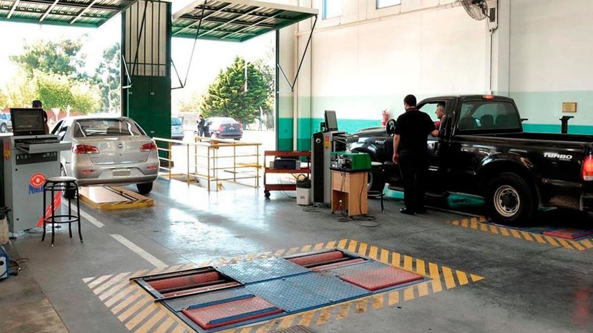 VTV: la Provincia oficializó la circulación con la verificación técnica vencida hasta marzo del 2023. (Archivo)