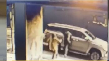 Inseguridad. La impactante secuencia ocurrió el lunes pasado (Foto: captura de video). Inseguridad. La impactante secuencia ocurrió el lunes pasado (Foto: captura de video).