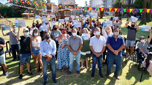 Familias de Pinamar y La Costa recibieron créditos para la construcción