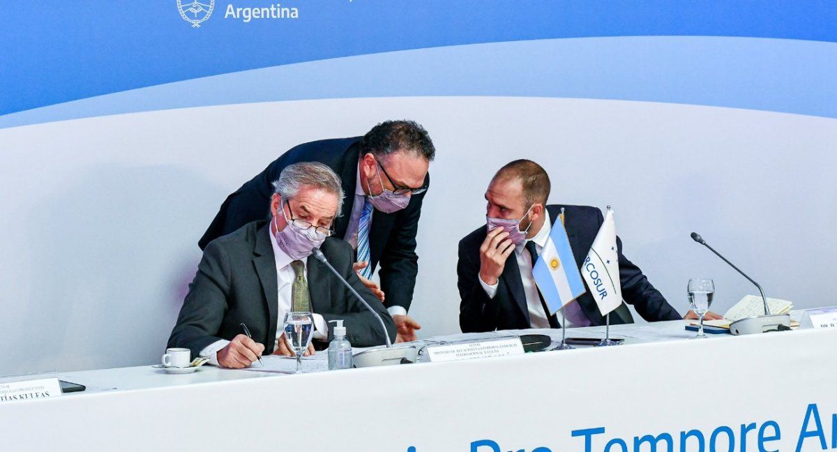 Martín Guzmán en la reunión de ministros y cancilleres del Mercosur.