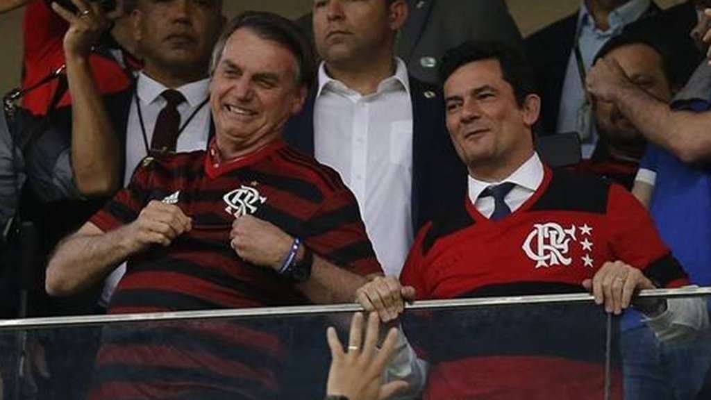Otra vez Bolsonaro: quiere que haya fútbol porque los jugadores tienen bajas probabilidades de morir