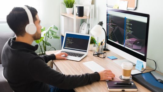 El Gobierno anunciará mejoras para monotributistas, jubilados y trabajadores que no pagan Ganancias