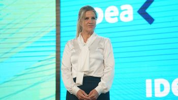 Cynthia Hotton se volvió el centro de los comentarios en redes por su insólita respuesta. (Foto: Más Valores) Cynthia Hotton se volvió el centro de los comentarios en redes por su insólita respuesta. (Foto: Más Valores)