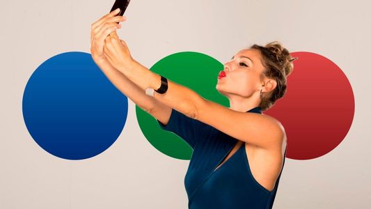 Pampita vuelve a su programa y la productora quiere redoblar esfuerzos para que Telefe no lo levante