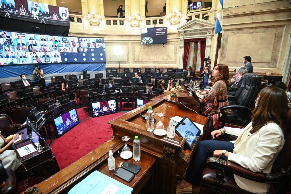 ¿Cómo fue la histórica sesión de la legalización del aborto minuto a minuto?