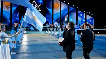 Milei participó del aniversario de la independencia de Israel, habló de naciones amigas y cantó en el acto