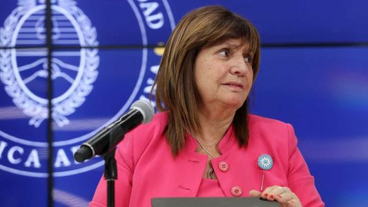 Patricia Bullrich dijo que el DNU plantea cosas razonables y criticó a los que quieren voltear a Milei