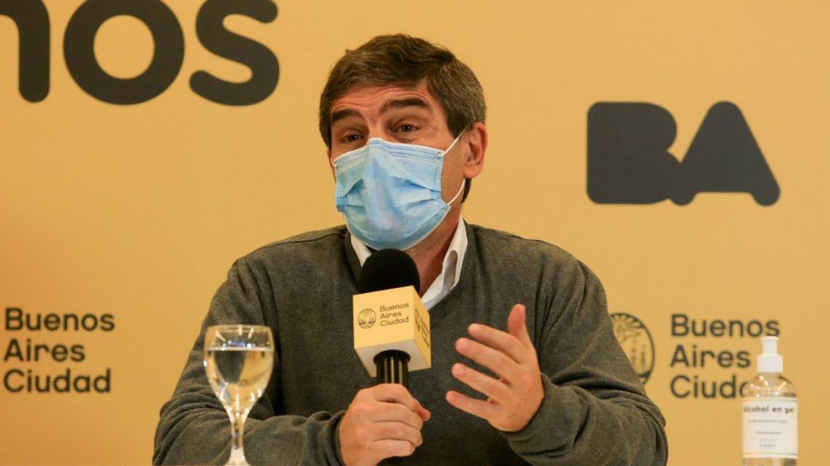 Para Fernán Quirós la combinación de vacunas tuvo una altísima aceptación en la Ciudad