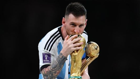 Messi, otro récord: se sumó a los jugadores históricos que ganaron el Mundial, la Champions y el Balón de Oro