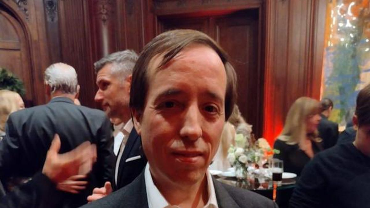 El empresario acusado de abusar de los amigos de su hijo se negó a responder las preguntas.&nbsp;