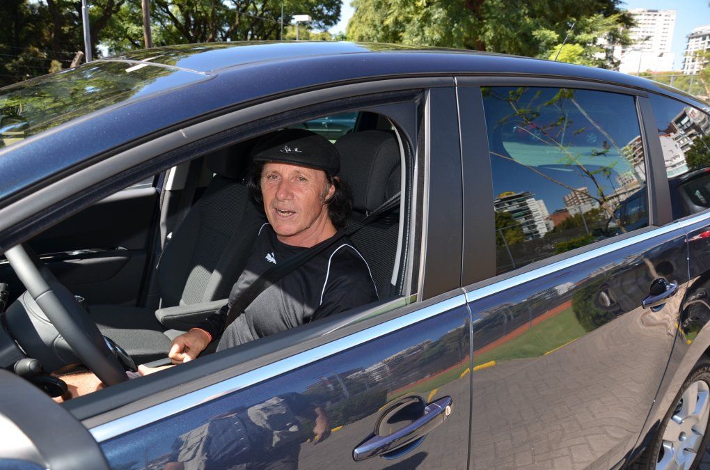 Guillermo Vilas y sus autos